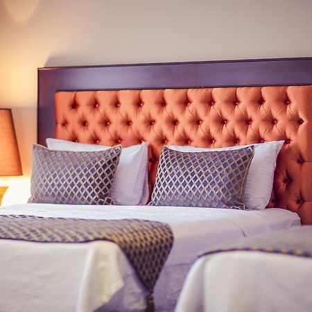 Hotel Intourist Palace Batumi Eksteriør bilde