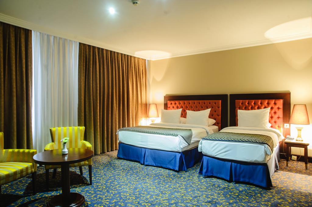 Hotel Intourist Palace Batumi Eksteriør bilde