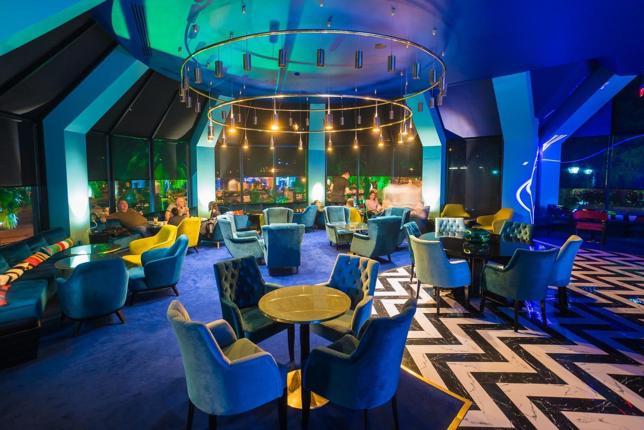 Hotel Intourist Palace Batumi Eksteriør bilde